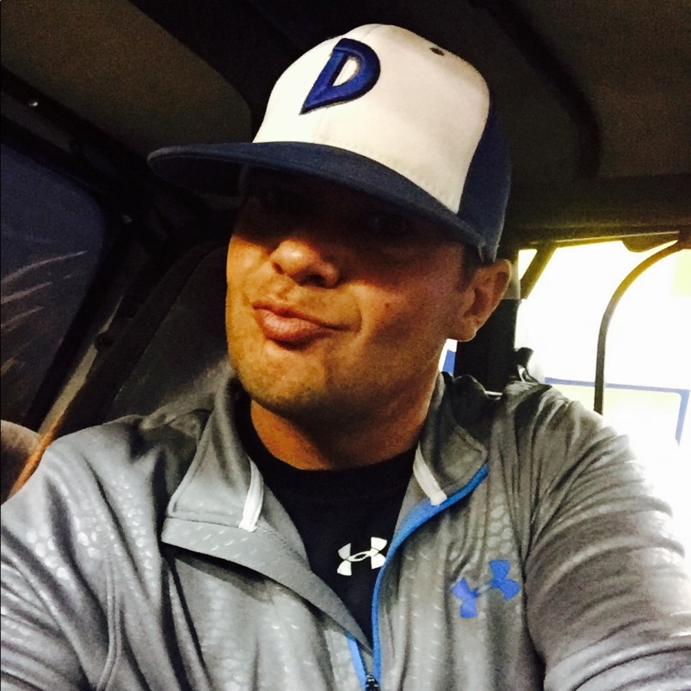 Meet your Posher, Corey